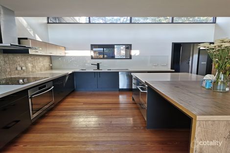 Property photo of 9/11 Forest Road Forest Hill VIC 3131