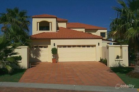 1 Sir Lancelot Cl, Paradise Point, QLD 4216