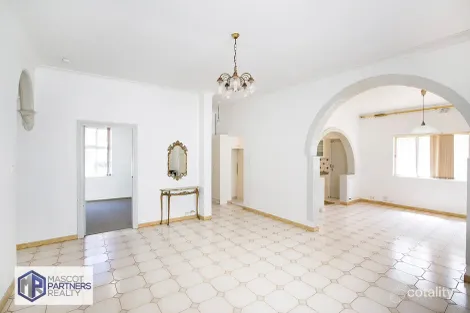 Property photo of 5 Robey Street Mascot NSW 2020