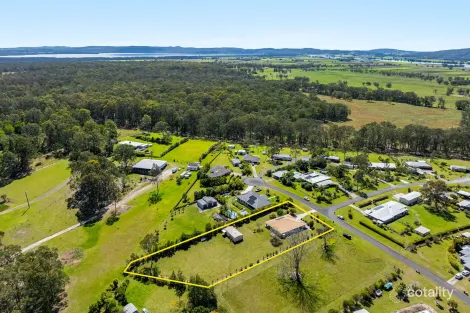 27 Silky Oak Cl, Lawrence, NSW 2460