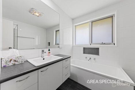 Property photo of 7 Charles Street Koo Wee Rup VIC 3981