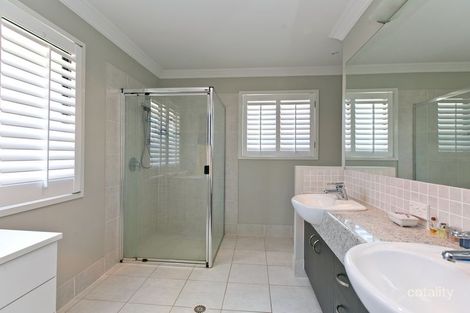 Property photo of 21 Joseph Place Ormiston QLD 4160