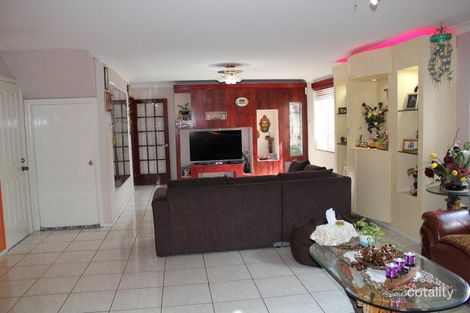 Property photo of 12 Ruth Place Minto NSW 2566