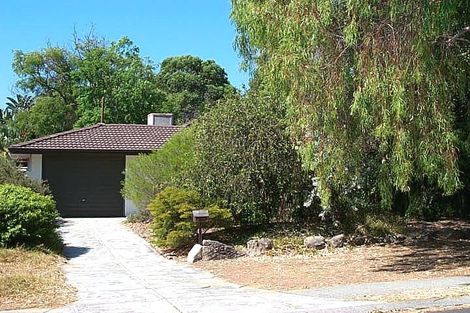 12 Wedgewood Dr, Edgewater, WA 6027