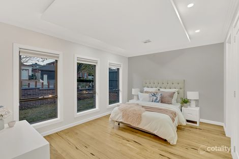 Property photo of 13 Excelsior Heights Craigieburn VIC 3064