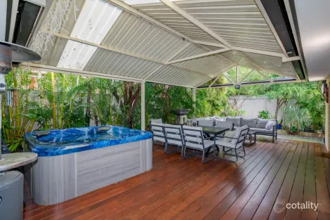 Property photo of 1 Waterview Parade Southern River WA 6110