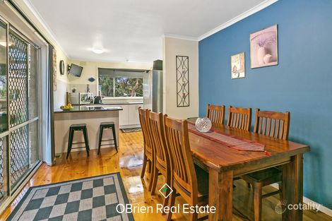 Property photo of 10 Nyora Close Frankston VIC 3199