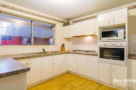 Property photo of 27 Cornwell Crescent Cranbourne East VIC 3977