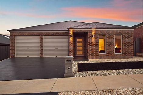 Property photo of 7 Metropolitan Drive Eaglehawk VIC 3556