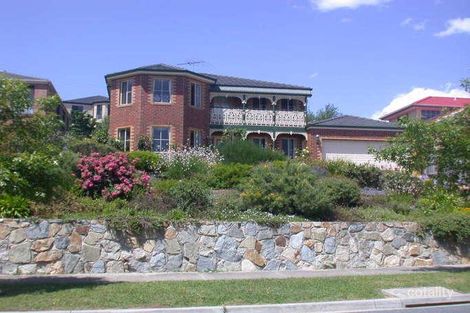 Property photo of 94 Montbrae Circuit Narre Warren North VIC 3804