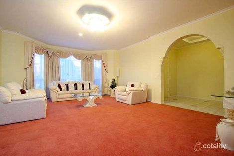 Property photo of 7 Mount Court Mill Park VIC 3082