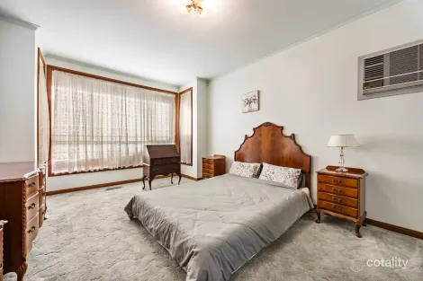 Property photo of 6 Baker Rise Sunbury VIC 3429