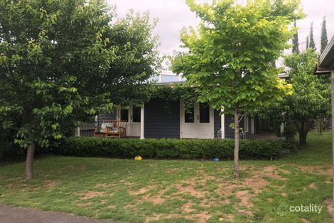 Property photo of 4 Daisy Street Newtown VIC 3220