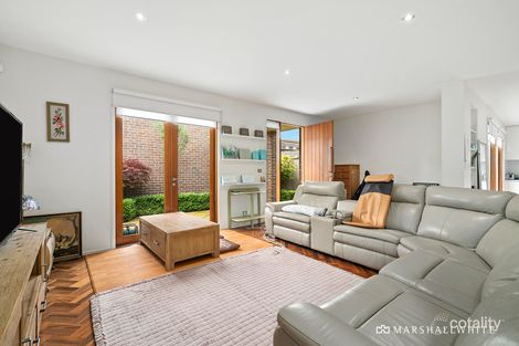 Property photo of 2/97 Strabane Avenue Balwyn VIC 3103