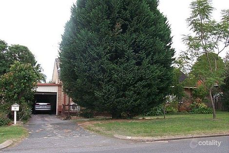 28 Central Rd, Rossmoyne, WA 6148