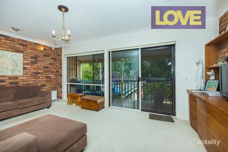 Property photo of 14 Yerambla Close Eleebana NSW 2282