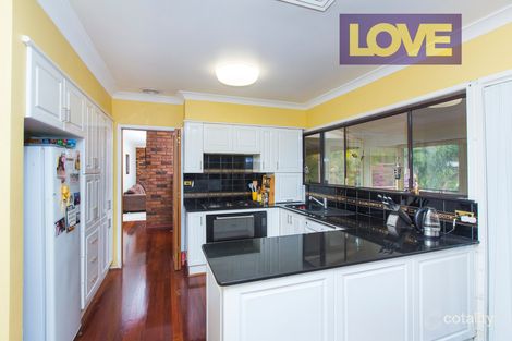 Property photo of 14 Yerambla Close Eleebana NSW 2282