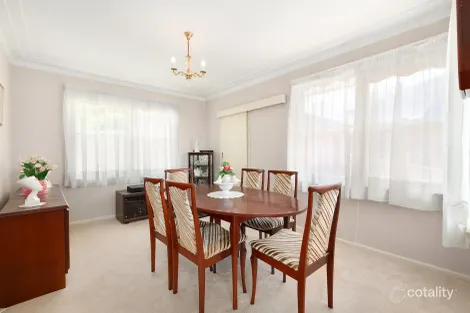 Property photo of 7 Sando Crescent Roselands NSW 2196