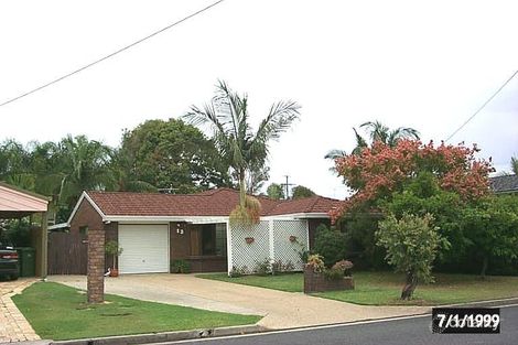 13 Pamphlett St, Rothwell, QLD 4022