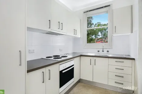 Property photo of 47 Maynes Parade Unanderra NSW 2526