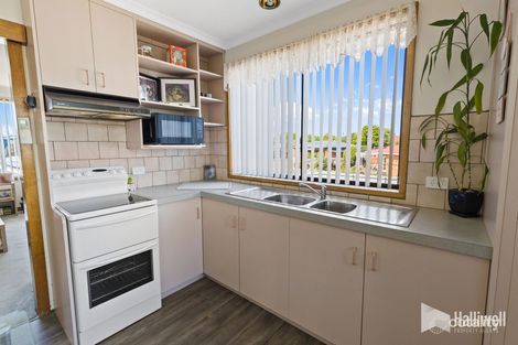 Property photo of 12 Carter Place Devonport TAS 7310