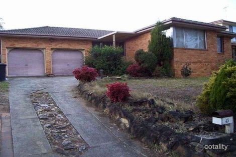 43 Campbellfield Ave, Bradbury, NSW 2560