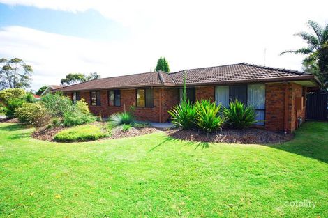 2 Chisholm Cl, Kariong, NSW 2250
