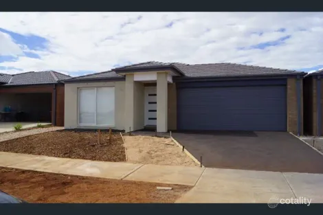 4 Bindley Cres, Weir Views, VIC 3338