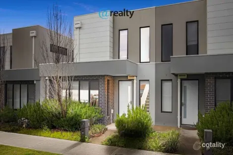 Property photo of 7 McComb Lane Cranbourne VIC 3977