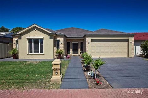 17 Mattner Ave, Glenelg North, SA 5045