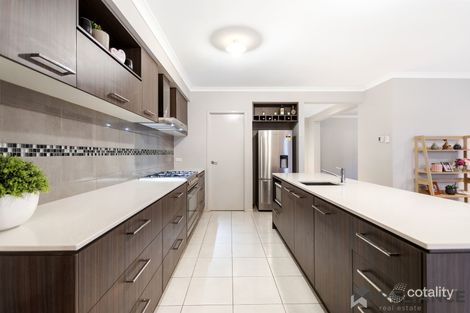 Property photo of 12 Cranberry Crescent Manor Lakes VIC 3024