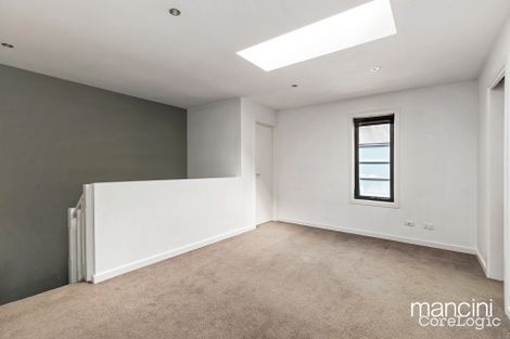 Property photo of 2/28 Millers Road Brooklyn VIC 3012