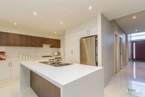 Property photo of 8 Richmond Walk Lightsview SA 5085
