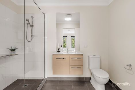Property photo of 5 Esperance Lane Epping VIC 3076