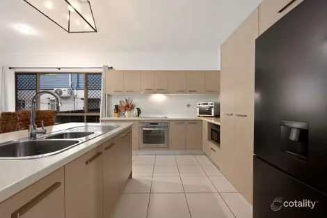 Property photo of 29 Aspect Terrace Springfield Lakes QLD 4300
