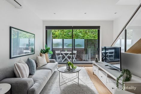 Property photo of 4 Dianella Walkway Brunswick East VIC 3057