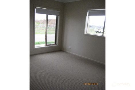 Property photo of 41 Millicent Drive Craigieburn VIC 3064