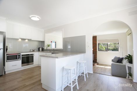 Property photo of 10 De Motts Road Anakie VIC 3213