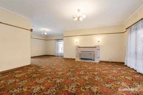 Property photo of 152 Glenroy Road Glenroy VIC 3046