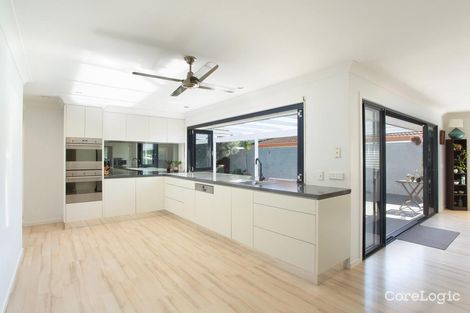 Property photo of 42 Claymore Crescent Bundall QLD 4217