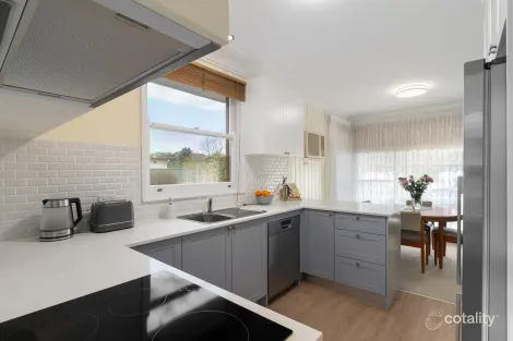 Property photo of 7 Fripp Crescent Beverly Hills NSW 2209
