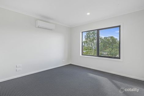 Property photo of 33 Weir Loop Bundoora VIC 3083