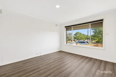 Property photo of 14 Throsby Crescent Deer Park VIC 3023