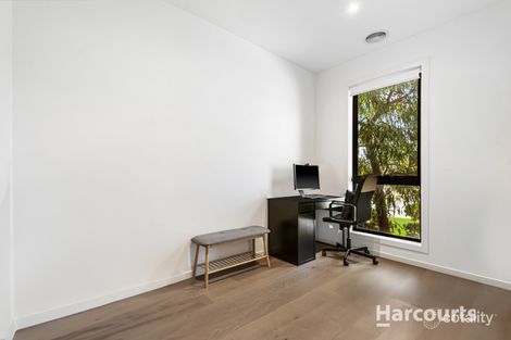 Property photo of 10 Decipher Street Aintree VIC 3336