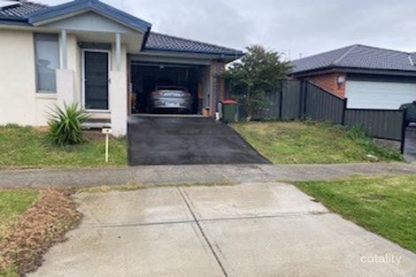 Property photo of 18 Vedro Road Craigieburn VIC 3064