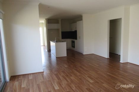 Property photo of 18 Vedro Road Craigieburn VIC 3064