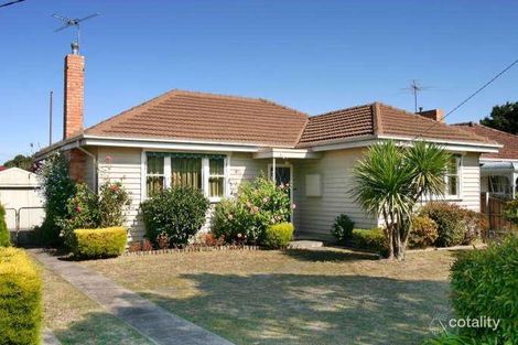 Property photo of 8 Fraser Street Bentleigh East VIC 3165