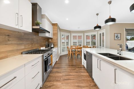 Property photo of 11 Yardley Court Berwick VIC 3806