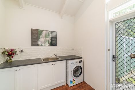 Property photo of 32 Joffre Parade Cockatoo VIC 3781