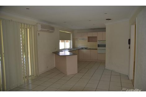 Property photo of 7 Sampson Place Rosemeadow NSW 2560